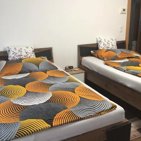 Nina Apartament *