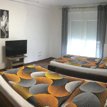 Nina Apartament *